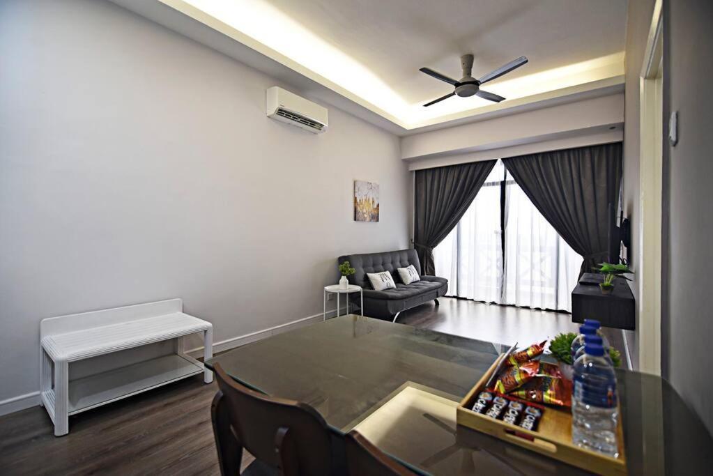 Instay Costa Mahkota Next To Mahkota Parade Malacca Εξωτερικό φωτογραφία